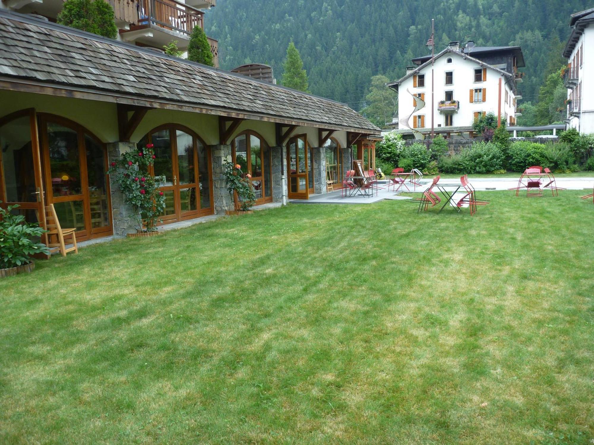 Oustalet Hotel Chamonix Exterior photo